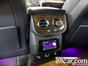Bentley Bentayga 4.0 V8 2022 года из Южной Кореи