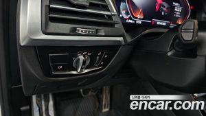 BMW X3 xDrive 20i M Sport PRO 2023 года из Южной Кореи