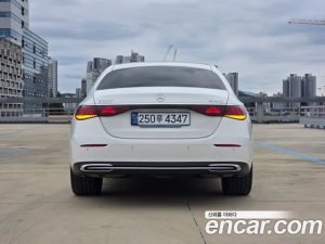 Mercedes-Benz E-Class E300 4MATIC Exclusive 2024 года из Южной Кореи
