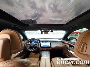 Mercedes-Benz E-Class E300 4MATIC Exclusive 2024 года из Южной Кореи