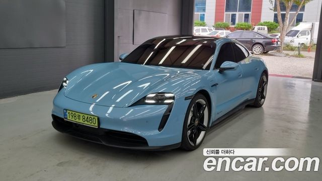 Porsche Taycan Base 2022 года из Кореи