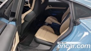 Porsche Taycan Base 2022 года из Южной Кореи