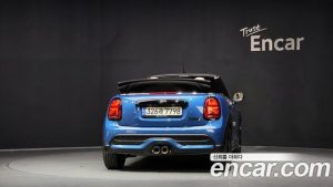 Mini Cooper Convertible CLASSIC 2023 года из Южной Кореи