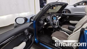 Mini Cooper Convertible CLASSIC 2023 года из Южной Кореи