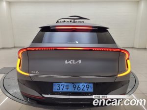Kia EV6 Long Range 2WD 2025 года из Южной Кореи