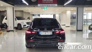 Mercedes-Benz E-Class E350 4MATIC AMG Line 2023 года из Южной Кореи