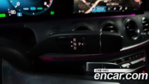 Mercedes-Benz E-Class E350 4MATIC AMG Line 2023 года из Южной Кореи
