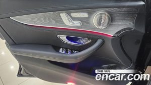 Mercedes-Benz E-Class E350 4MATIC AMG Line 2023 года из Южной Кореи