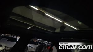 Mercedes-Benz E-Class E350 4MATIC AMG Line 2023 года из Южной Кореи