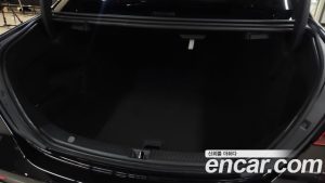 Mercedes-Benz E-Class E350 4MATIC AMG Line 2023 года из Южной Кореи
