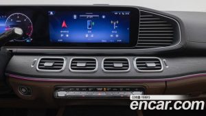 Mercedes-Benz GLE-Class GLE300d 4MATIC 2025 года из Южной Кореи