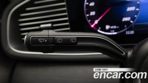 Mercedes-Benz GLE-Class GLE300d 4MATIC 2025 года из Южной Кореи