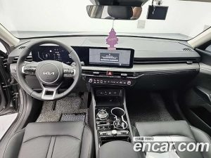Kia K5 2.0 2025 года из Южной Кореи