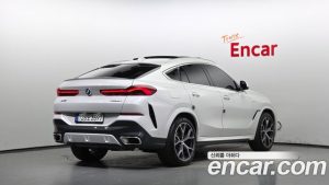 BMW X6 xDrive40i M Sport 2023 года из Южной Кореи