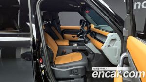 Land Rover Defender 110 P300 X- SE 2024 года из Южной Кореи