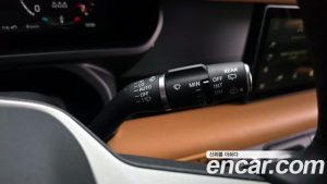 Land Rover Defender 110 P300 X- SE 2024 года из Южной Кореи