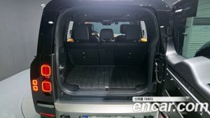 Land Rover Defender 110 P300 X- SE 2024 года из Южной Кореи
