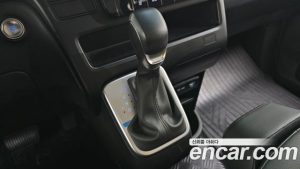 Hyundai Staria HEV 1.6 Tourer 11-Seater 2025 года из Южной Кореи