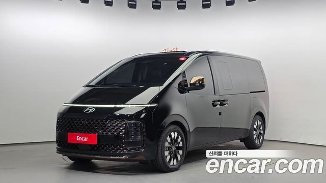 Hyundai Staria 4WD Lounge 9-Seater 2025 года из Кореи