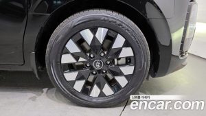 Hyundai Staria 4WD Lounge 9-Seater 2025 года из Южной Кореи