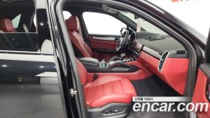 Porsche Cayenne 3.0 2023 года из Южной Кореи