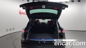 Porsche Cayenne 3.0 2023 года из Южной Кореи