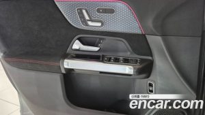 Mercedes-Benz GLB-Class GLB250 4MATIC 2024 года из Южной Кореи