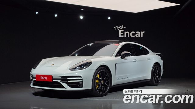Porsche Panamera 4.0 Turbo S 2023 года из Кореи