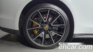 Porsche Panamera 4.0 Turbo S 2023 года из Южной Кореи