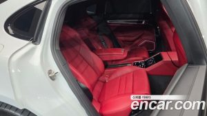 Porsche Panamera 4.0 Turbo S 2023 года из Южной Кореи