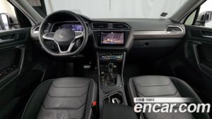 Volkswagen Tiguan 2.0 TSI Prestige 2024 года из Южной Кореи