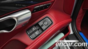 Porsche 718 4.0 GTS 2023 года из Южной Кореи