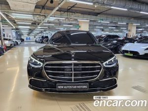 Mercedes-Benz S-Class S350 d 4MATIC 2025 года из Южной Кореи