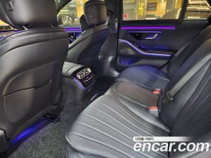 Mercedes-Benz S-Class S350 d 4MATIC 2025 года из Южной Кореи