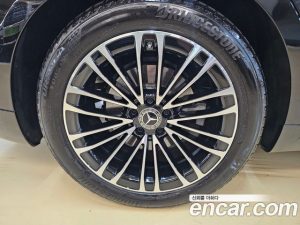 Mercedes-Benz S-Class S350 d 4MATIC 2025 года из Южной Кореи