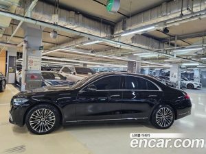 Mercedes-Benz S-Class S350 d 4MATIC 2025 года из Южной Кореи