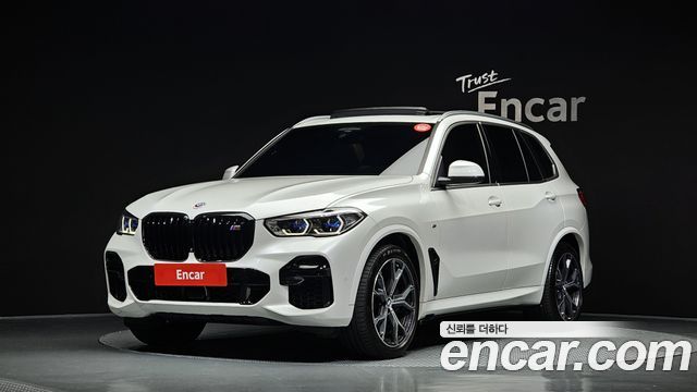 BMW X5 xDrive 40i M Sport 2023 года из Кореи