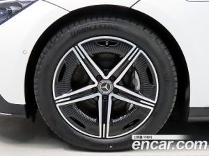 Mercedes-Benz EQE EQE350+ 2024 года из Южной Кореи