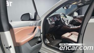 BMW X6 xDrive40i M Sport 2023 года из Южной Кореи