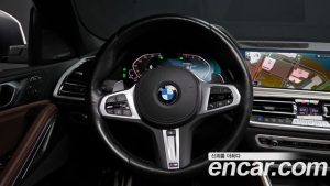 BMW X6 xDrive40i M Sport 2023 года из Южной Кореи