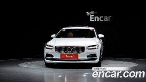 Volvo S90 B5 ULTIMATE Bright 2023 года из Южной Кореи