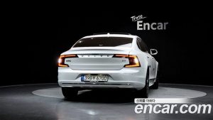 Volvo S90 B5 ULTIMATE Bright 2023 года из Южной Кореи