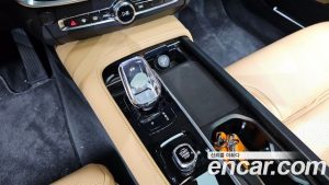 Volvo S90 B5 ULTIMATE Bright 2023 года из Южной Кореи