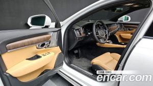 Volvo S90 B5 ULTIMATE Bright 2023 года из Южной Кореи