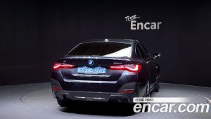 BMW i4 eDrive40 2024 года из Южной Кореи