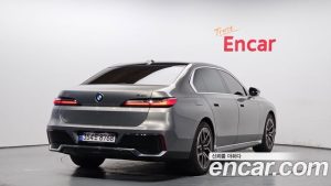 BMW 7-Series 740i sDrive M Sport 2023 года из Южной Кореи