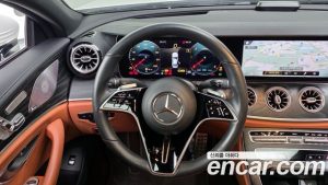 Mercedes-Benz CLS-Class CLS300d 4MATIC 2023 года из Южной Кореи