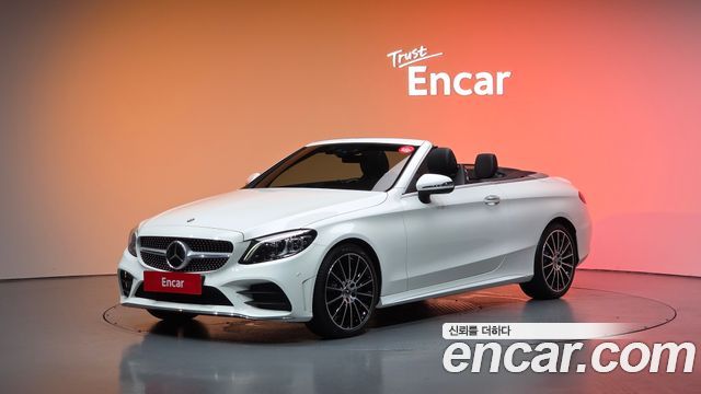 Mercedes-Benz C-Class C200 Cabriolet 2023 года из Кореи