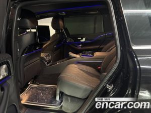 Mercedes-Benz GLS-Class Maybach GLS600 4MATIC 2024 года из Южной Кореи
