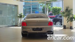 Bentley Flying Spur 4.0 2024 года из Южной Кореи